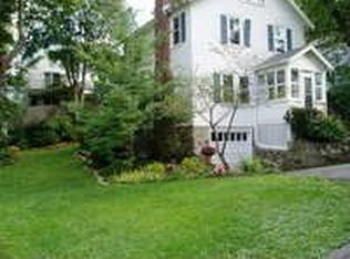 18 Tucker Ave, Lexington, MA 02421