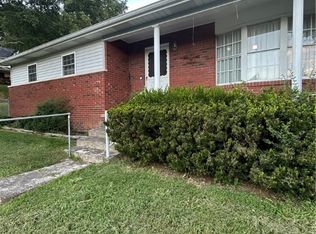 335 Woodland Dr, Madison, WV 25130