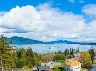 5017 Channel View Ln, Anacortes, WA 98221