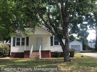 206 Lancaster Ave, Greer, SC 29650