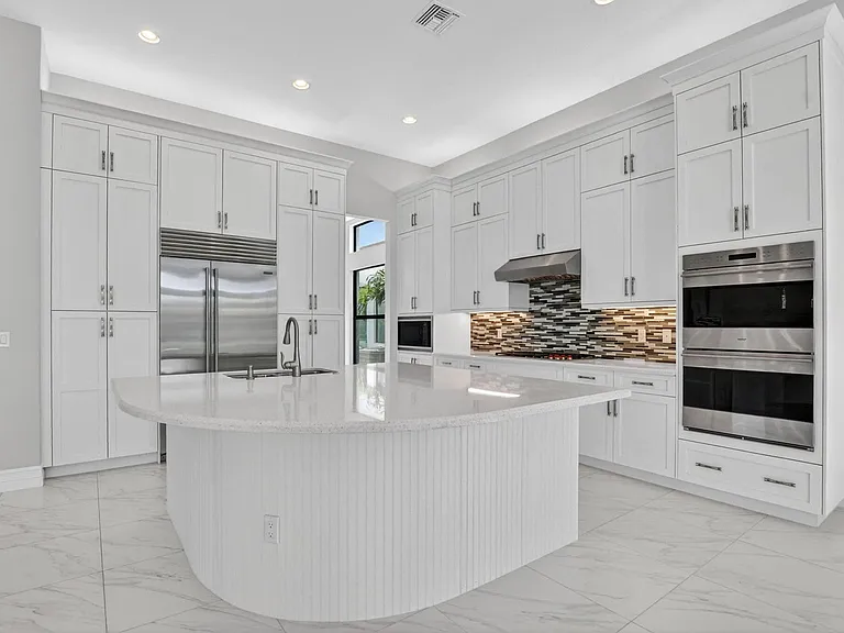 9168 Benedetta Pl — Photo 21