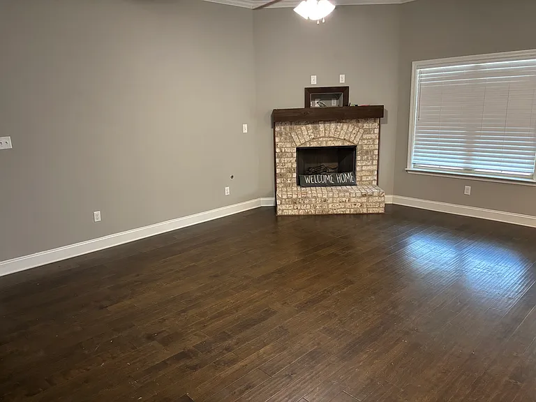 1783 Wooten Dr — Photo 3