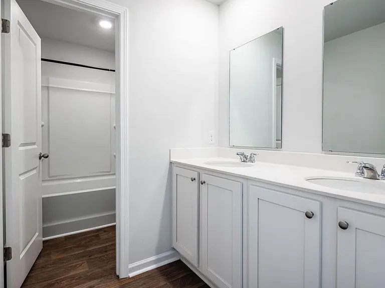 833 Kirby Ct — Photo 15
