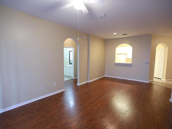 4th image of 7801 Point Meadows Dr Unit 4201