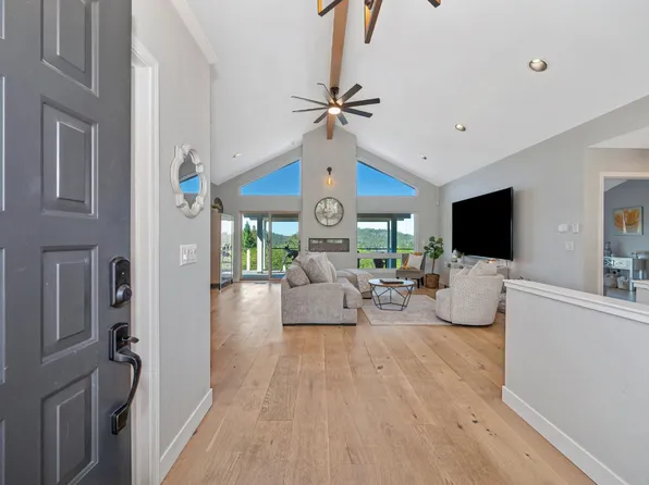 12253 Wanderer Rd, Auburn, CA 95602