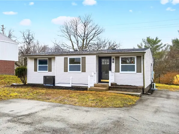 1923 Ivanhoe Dr, North Huntingdon, PA 15642