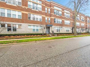 78 Clinton St, Mount Clemens, MI 48043