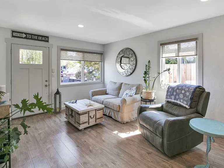 625 Marnell Ave — Photo 6