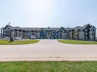 2501 55th St S #215, Fargo, ND, 58104