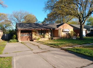 625 S Mission Rd, Wichita, KS 67207