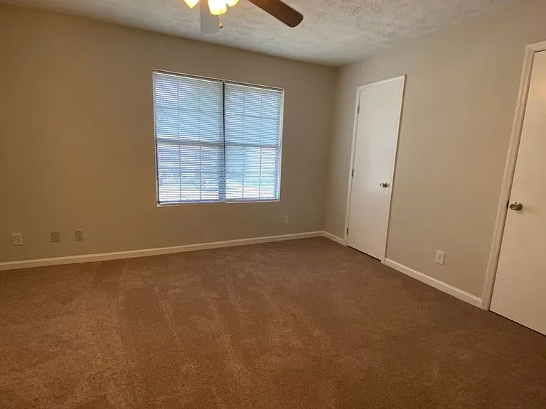 2502 Hidden Cove Ct — Photo 4