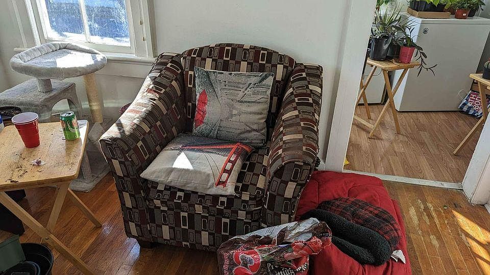 1st image of 404 Broad St #2