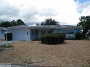 2071 Pine Ridge Dr, Clearwater, FL 33763