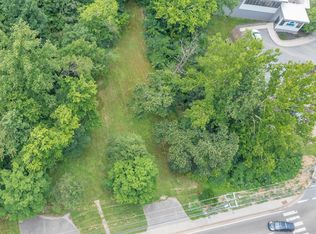 1006 E Pkwy, Gatlinburg, TN 37738