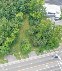 1006 E Pkwy, Gatlinburg, TN, 37738