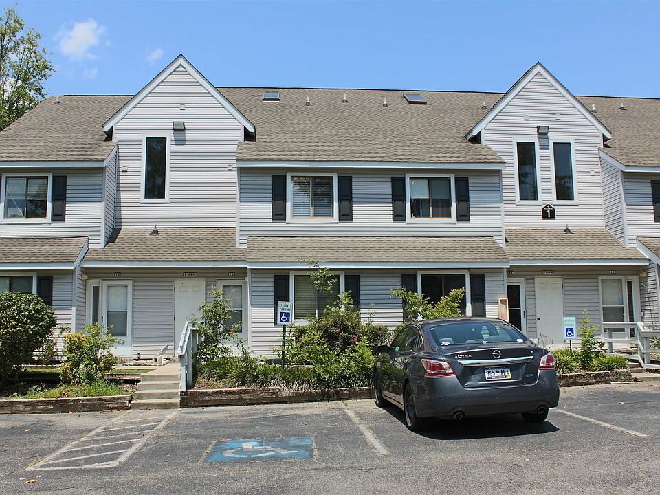 1st image of 455 Fairway Village Dr. UNIT P-1