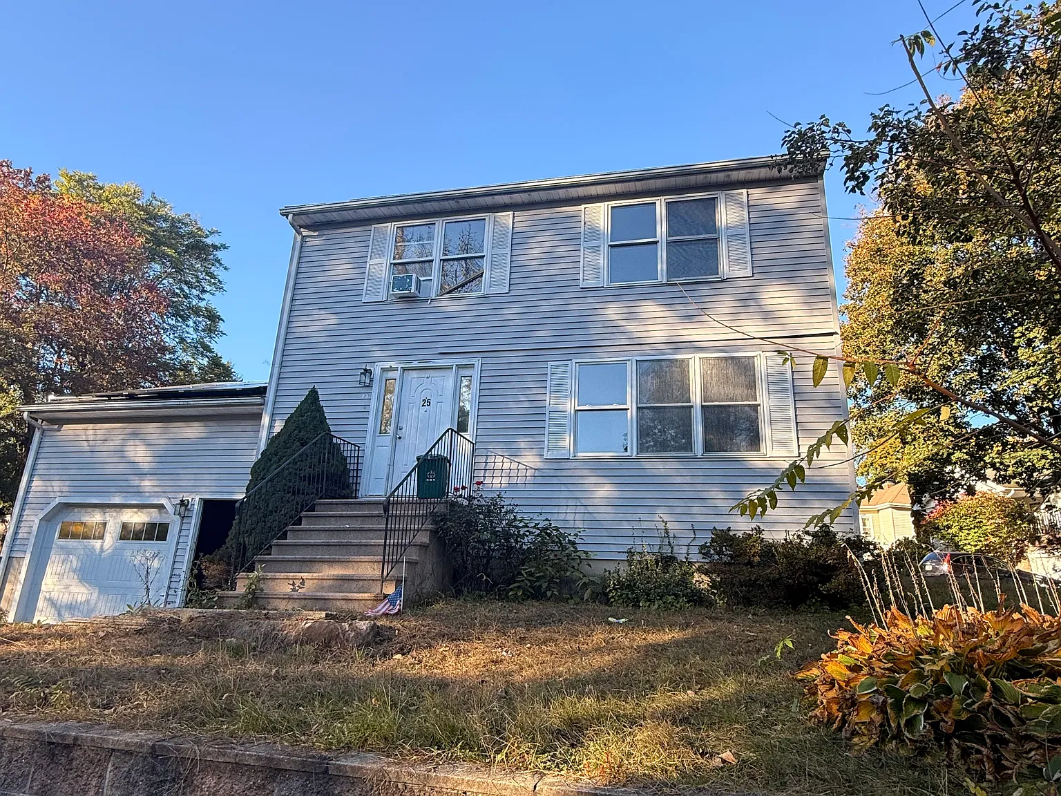 3 bed, 1290 sqft, $3,400 — Photo 2