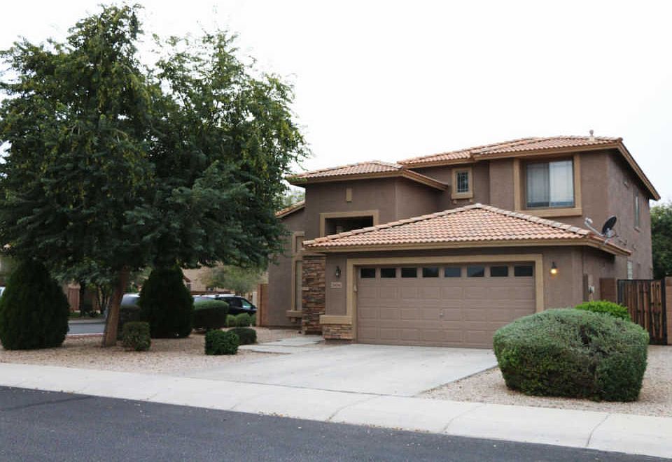 1st image of 2606 N 115th Dr