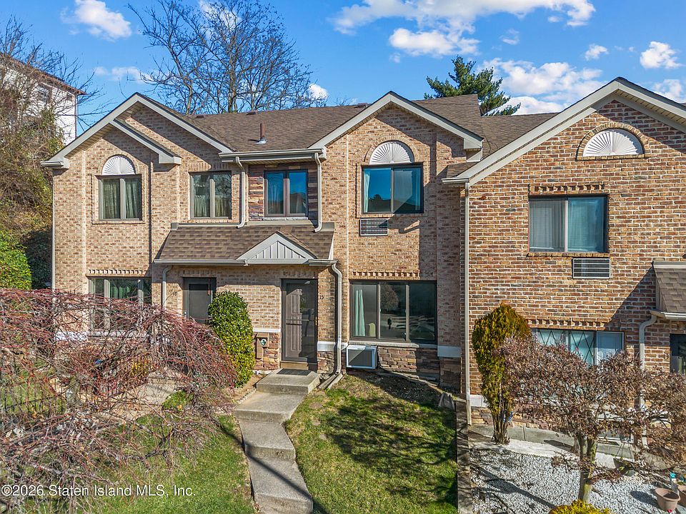 1st image of 15 Hillridge Ct #1026