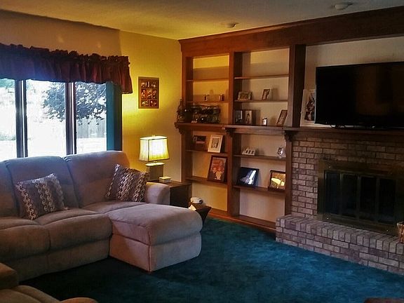 4th image of 7 Belmont Dr