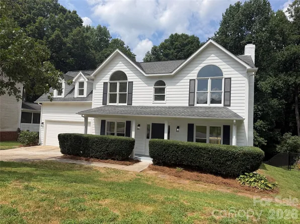 7241 McTeal Pl, Charlotte, NC 28262