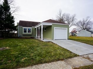 2320 Greenleaf Ct, Aurora, IL 60506