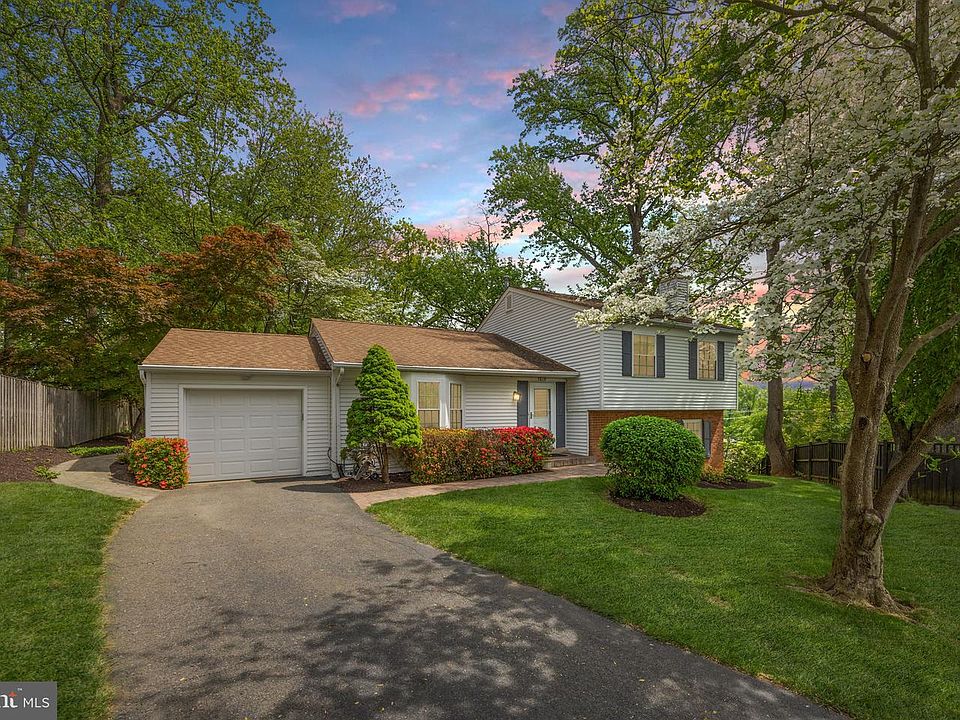 1st image of 7615 Virginia Ln