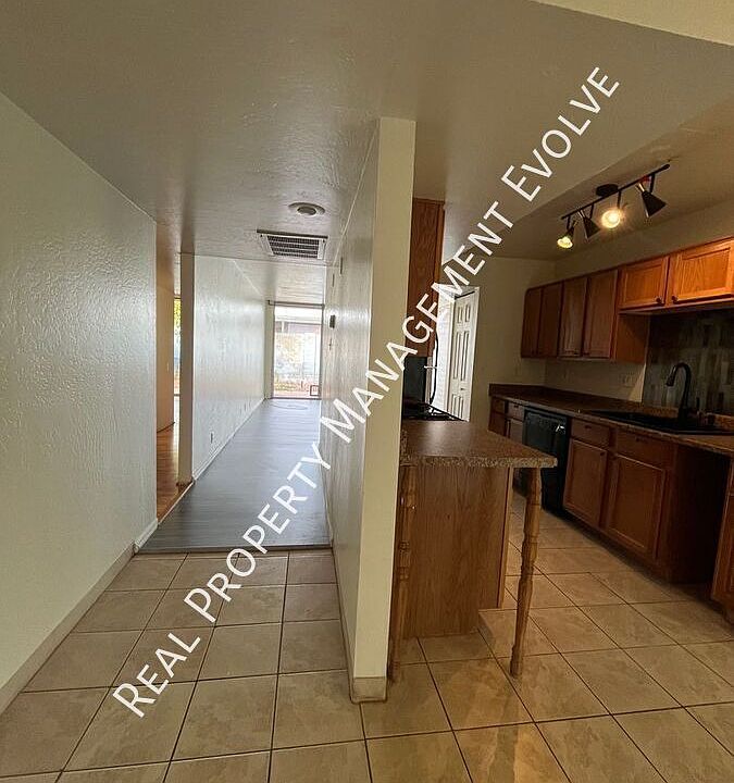 1st image of 4646 N 11th Ave Unit 119
