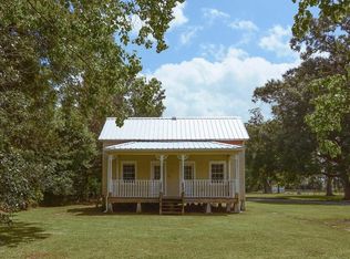 701 S Poydras St, Breaux Bridge, LA 70517