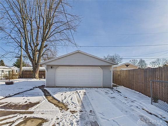 2nd image of 257 Victoria Dr