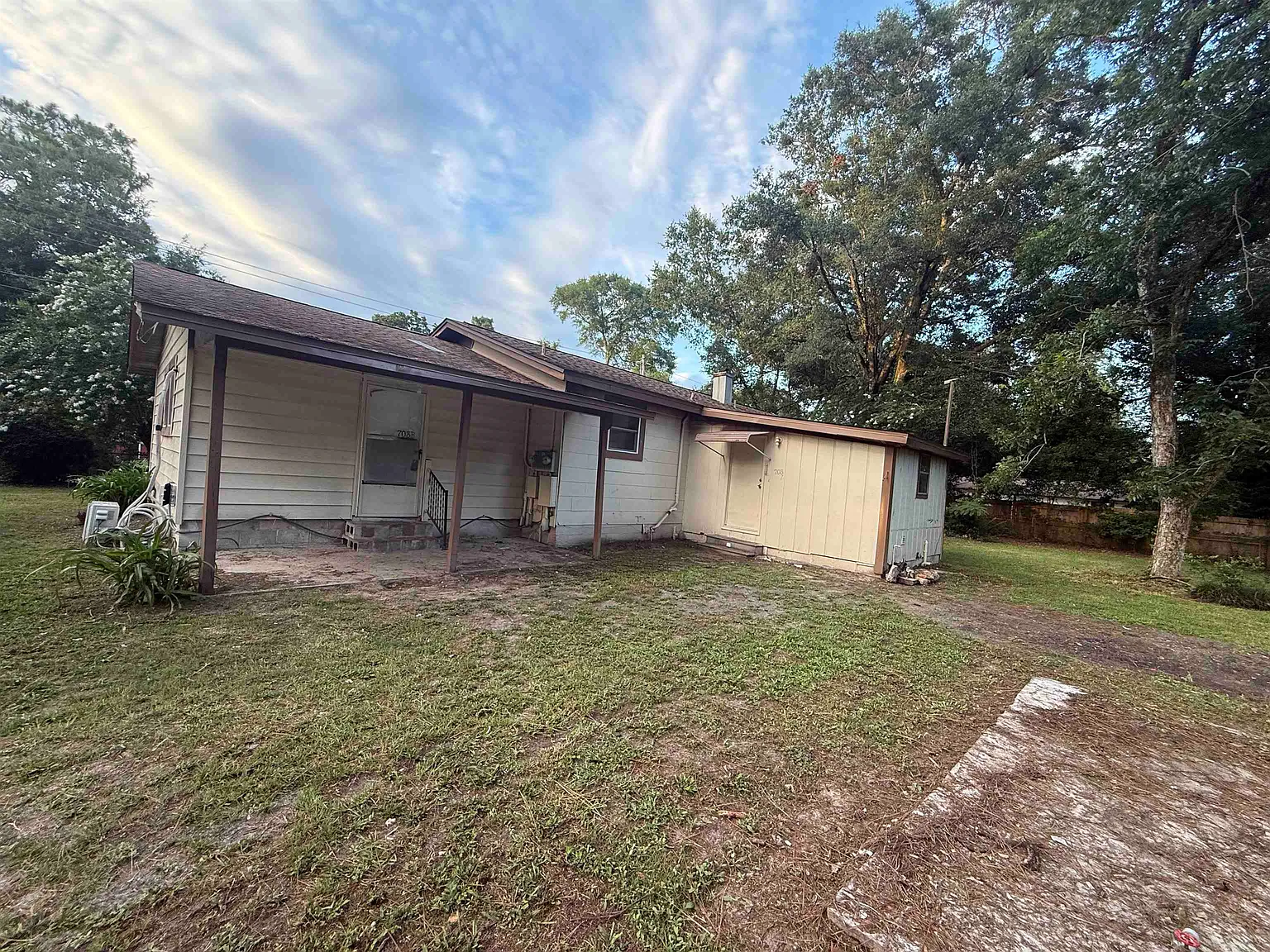 2 bed, 1000 sqft, $1,275 — Photo 3