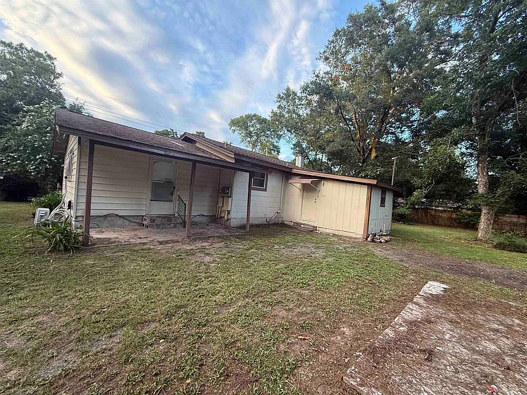 703 Westway Rd #B — Photo 3