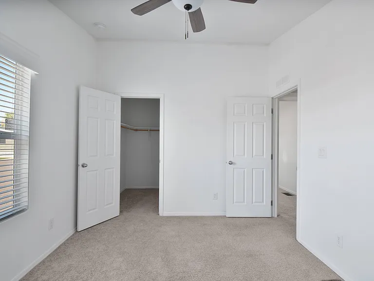 Paradise Groves Manufactured Home Community — Photo 54