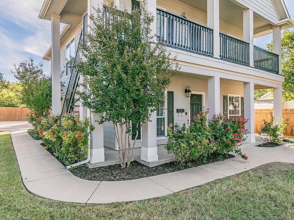 2803 Frazier Ave, Fort Worth, TX 76110 Zillow