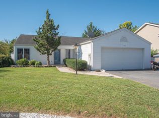1182 Stanley Ave, Chambersburg, PA 17201