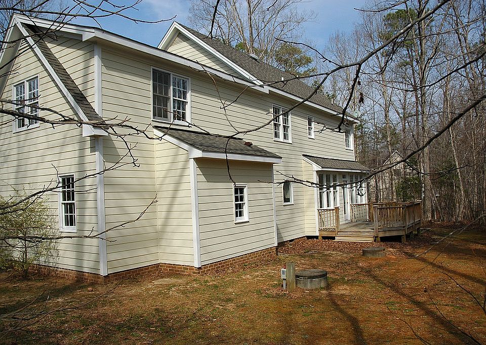 2nd image of 6204 Hampton Ridge Rd
