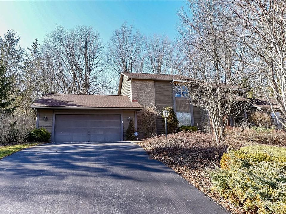 1st image of 15 Millwood Ct