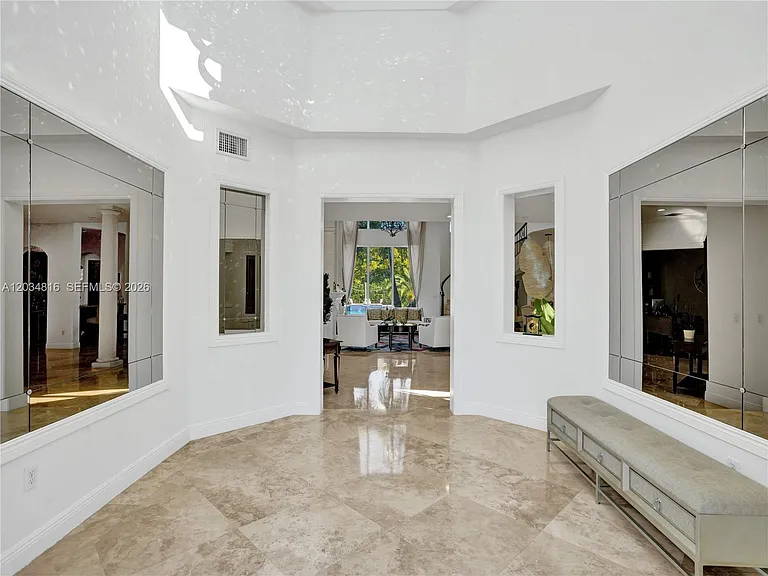 14321 Jockey Cir N — Photo 7