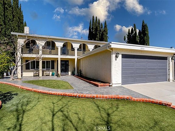 3rd image of 19707 Green Mountain Dr