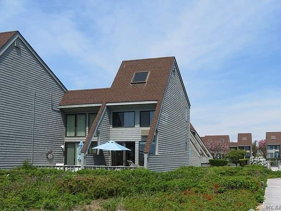 2nd image of 20 Surfside Ave #29