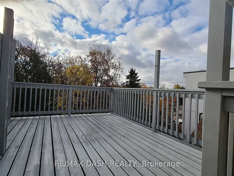 13 Hocken Ave #UPPER — Photo 6