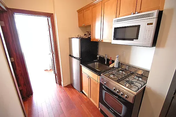 Rented by REAL New York | media 4