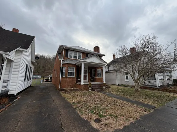 212 E 4th St, Augusta, KY 41002