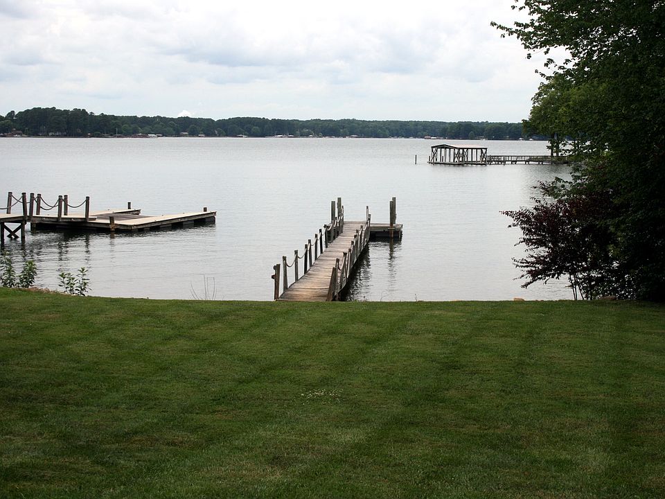 Long view of main channel