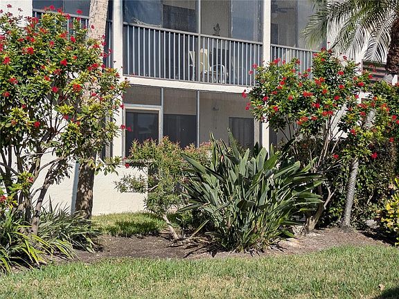 4th image of 6114 43rd St W APT 106E