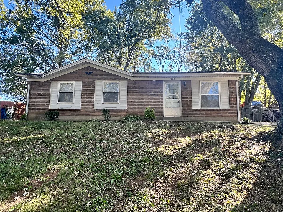 7727 Rochelle Rd