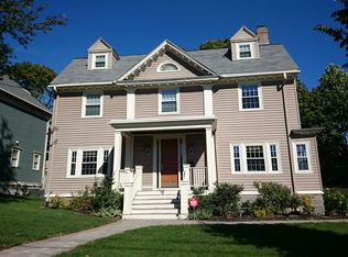22 Carruth St, Dorchester, MA 02124