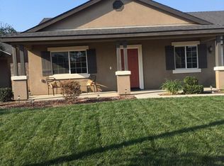 445 Topanga Ct, Tulare, CA 93274