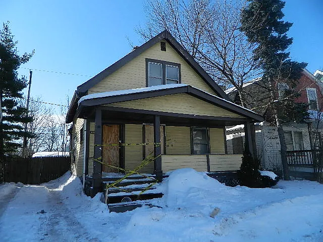 13706 Horner Ave photo 1