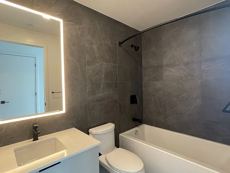 609 Sherbourne St #4402 — Photo 13